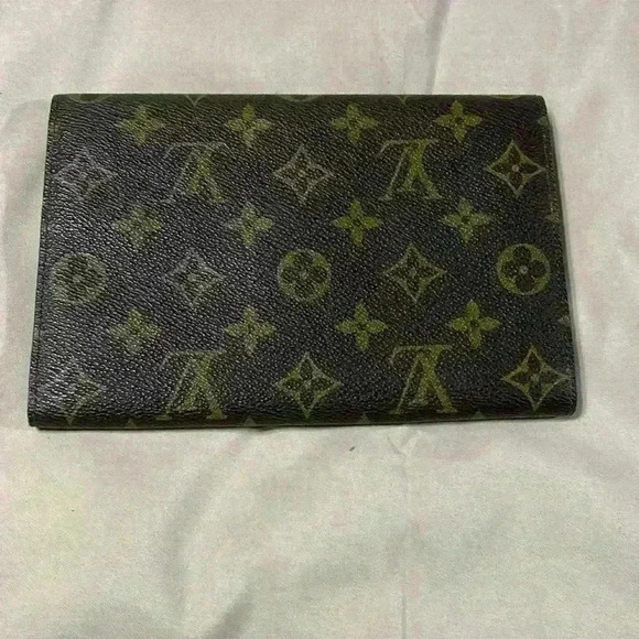 Louis Vuitton Monogram Wallet w/COA - Picture 2 of 11